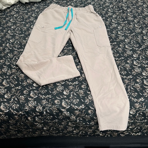 Figs Pants - Figs tan high waisted scrub pants size small